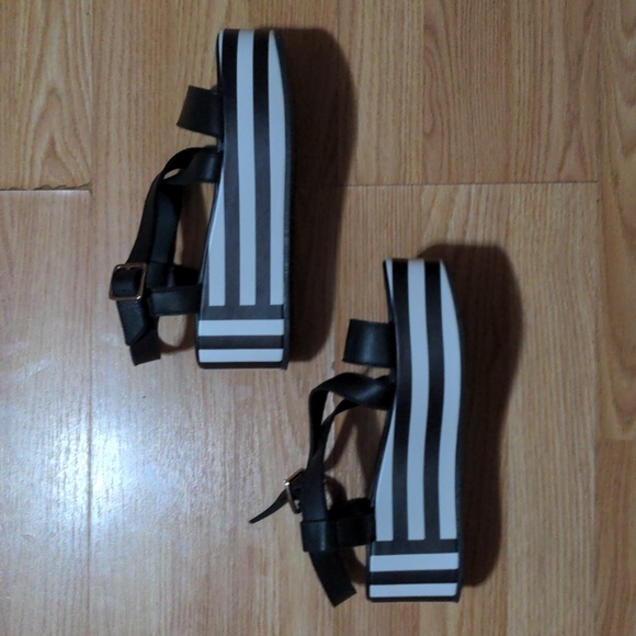FINAL PRICE Marina Rinaldi Striped Platform Sandals Leather Black White - Picture 4 of 8